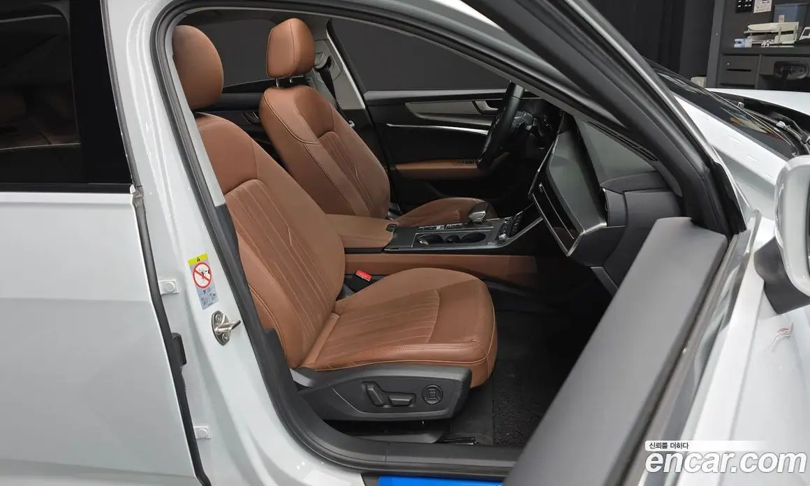 Audi A6 2021 2.0 автомат (гидро), фото 17