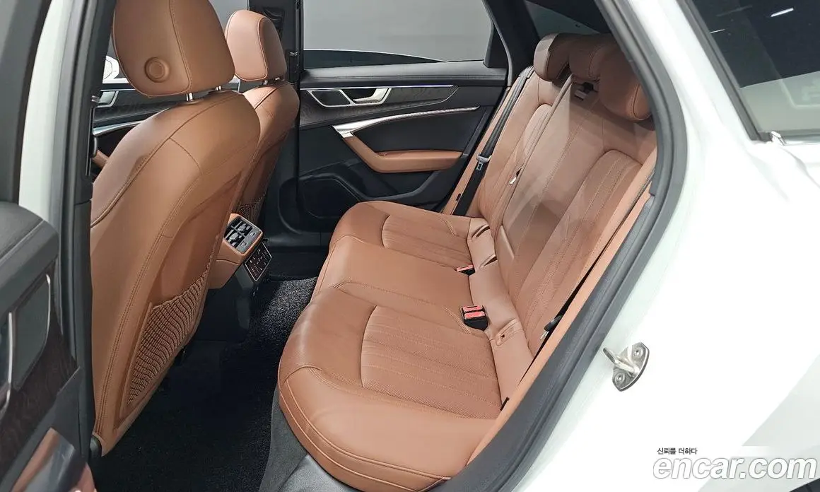 Audi A6 2022 2.0 автомат (гидро), фото 17 Audi A6 2022 2.0 автомат (гидро), фото 17