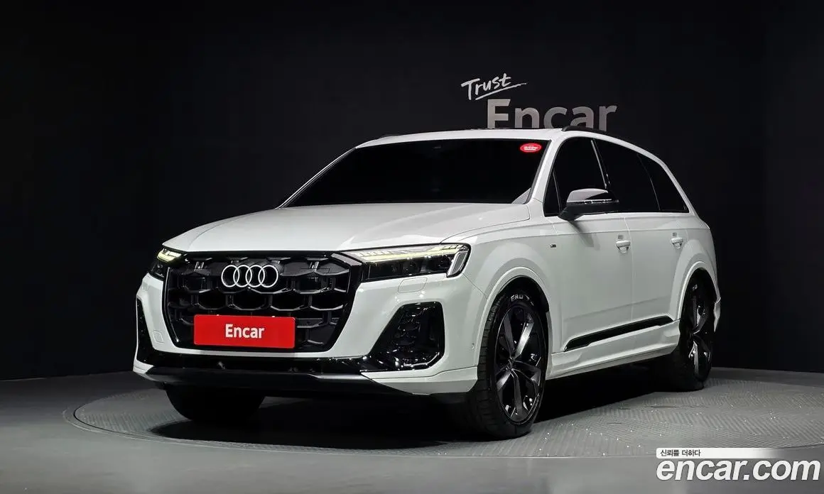 Audi Q7 2026 3.0 автомат (гидро), фото 1 Audi Q7 2026 3.0 автомат (гидро), фото 1