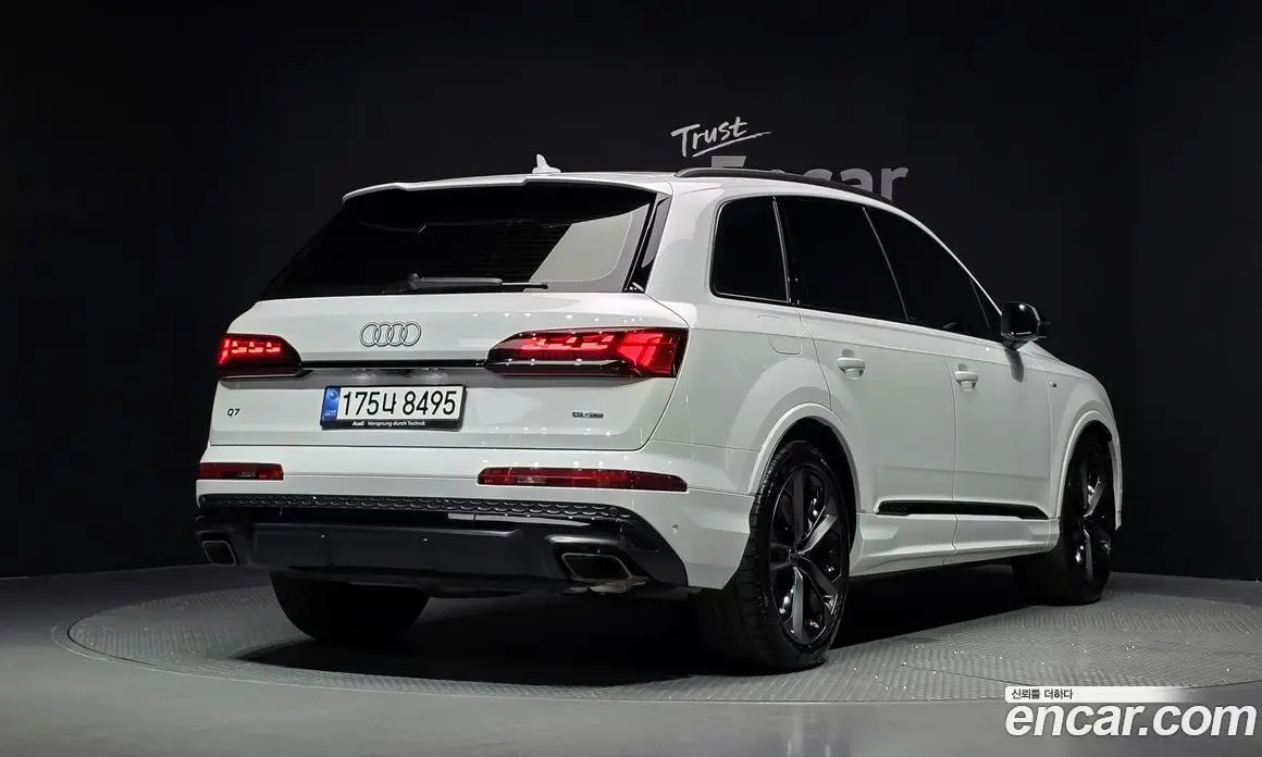 Audi Q7 2026 3.0 автомат (гидро), фото 2 Audi Q7 2026 3.0 автомат (гидро), фото 2