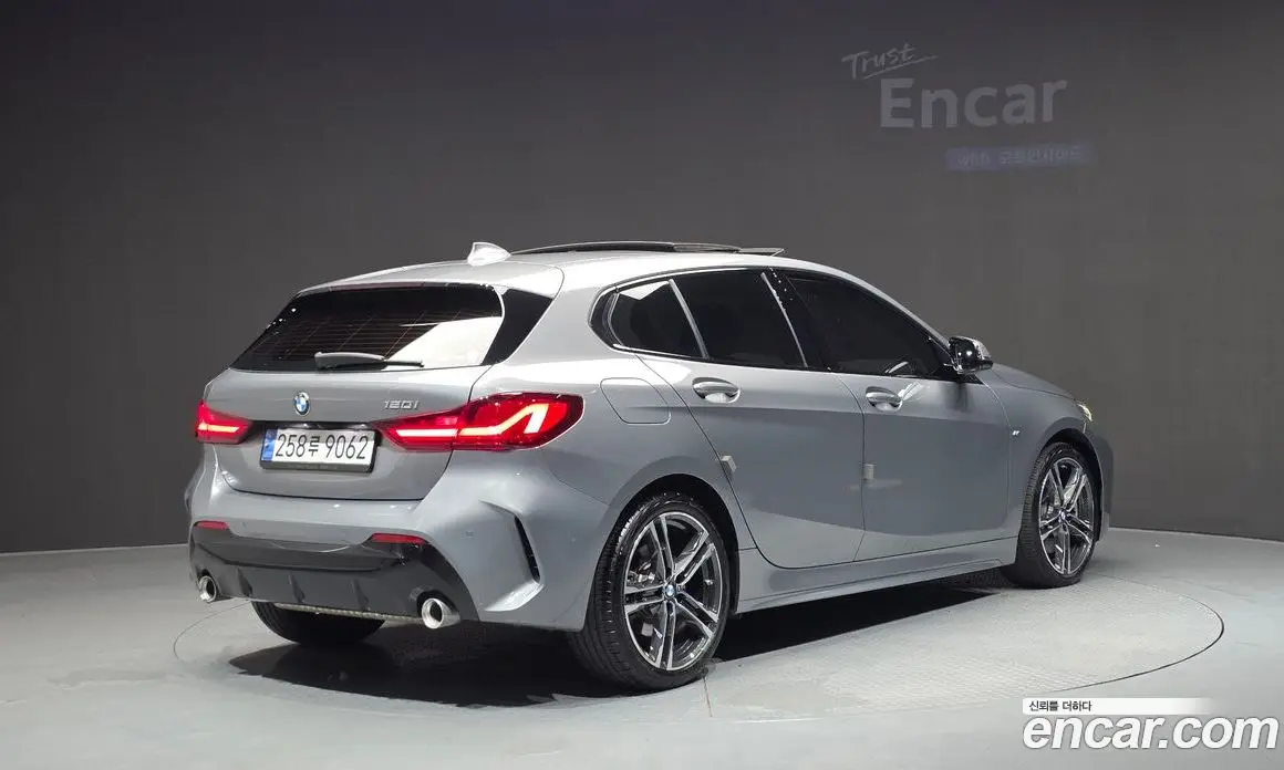 BMW 1 серия 2023 2.0 автомат (гидро), фото 2 BMW 1 серия 2023 2.0 автомат (гидро), фото 2