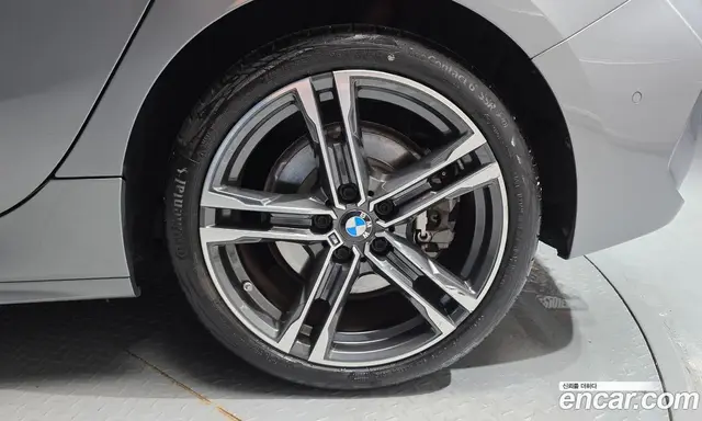 BMW 1 серия 2023 2.0 автомат (гидро), миниатюра 7 BMW 1 серия 2023 2.0 автомат (гидро), миниатюра 7