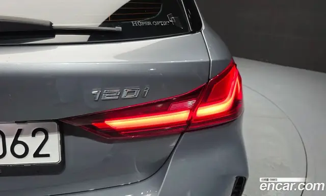 BMW 1 серия 2023 2.0 автомат (гидро), миниатюра 9 BMW 1 серия 2023 2.0 автомат (гидро), миниатюра 9