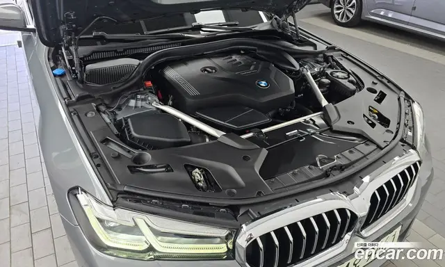 BMW 5 серия 2023 2.0 автомат (гидро), миниатюра 6