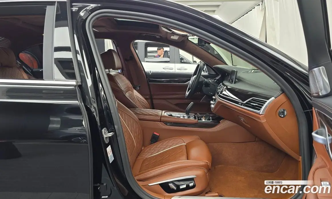 BMW 7 серия 2020 6.6 автомат (гидро), фото 16