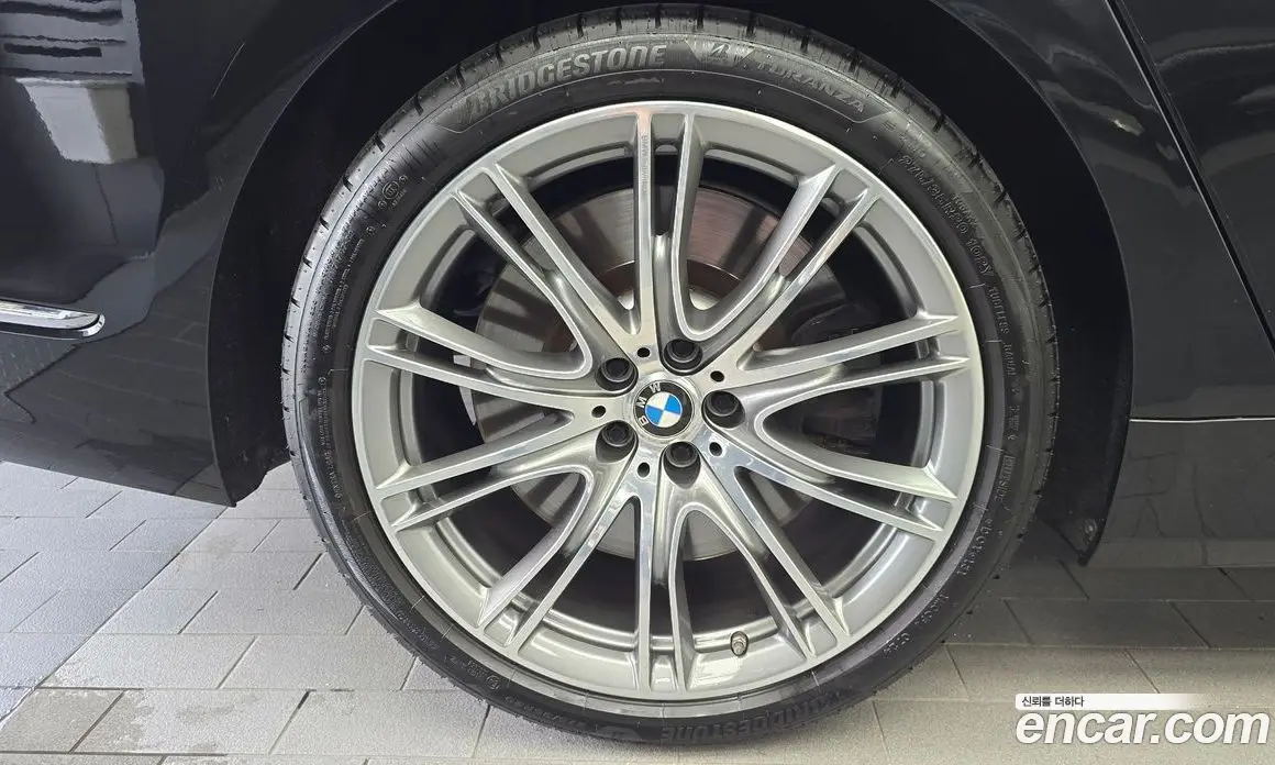BMW 7 серия 2020 6.6 автомат (гидро), фото 5