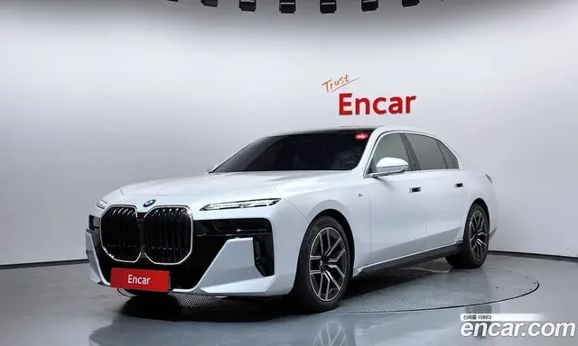 BMW 7 серия, 2024, 44 926 км