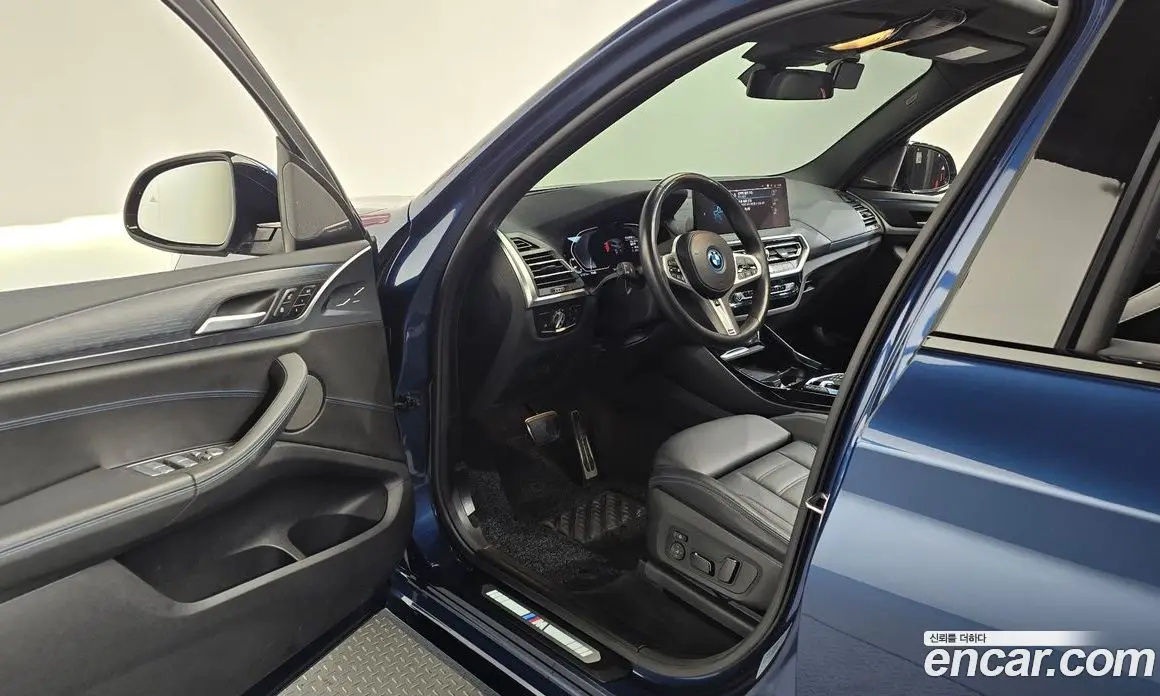 BMW iX3 2024 0.2 автомат (гидро), фото 13 BMW iX3 2024 0.2 автомат (гидро), фото 13