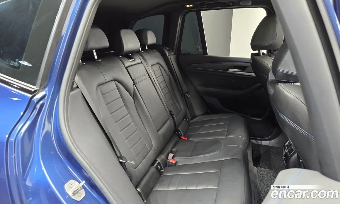 BMW iX3 2024 0.2 автомат (гидро), фото 17 BMW iX3 2024 0.2 автомат (гидро), фото 17
