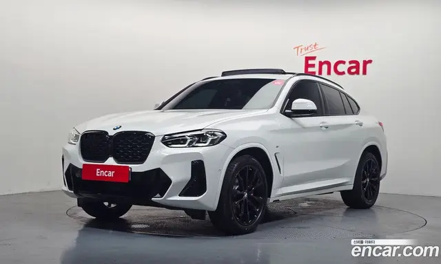 BMW X4, 2025, 9 826 км