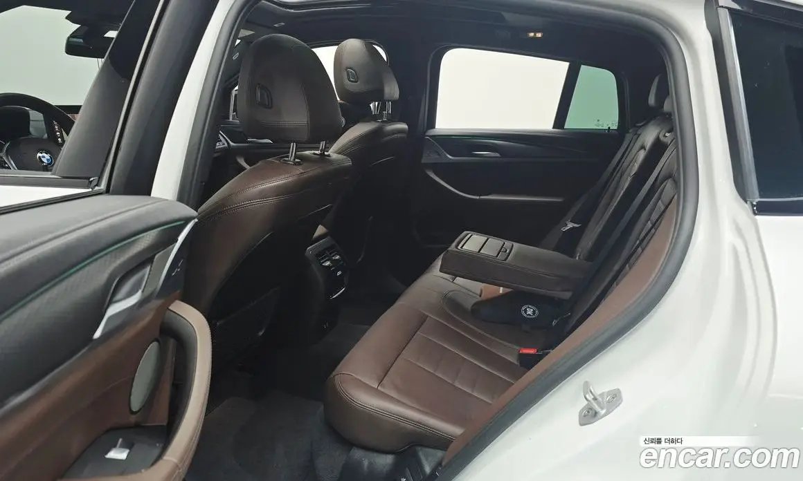 BMW X4 2025 2.0 автомат (гидро), фото 17