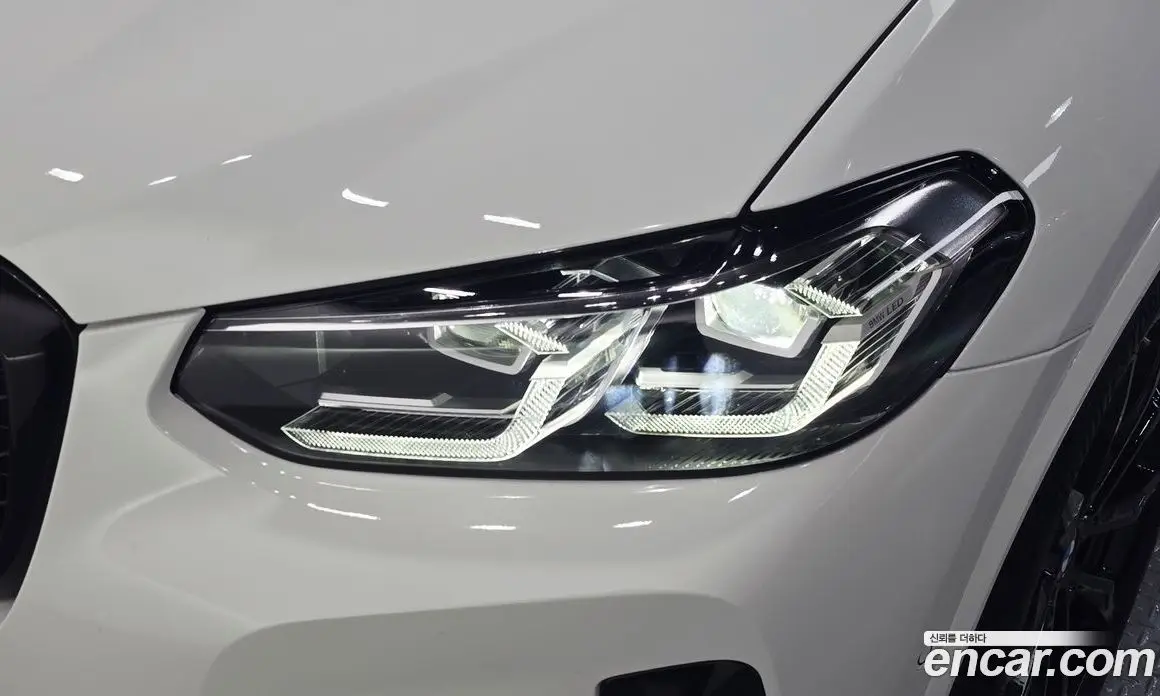 BMW X4 2025 2.0 автомат (гидро), фото 8
