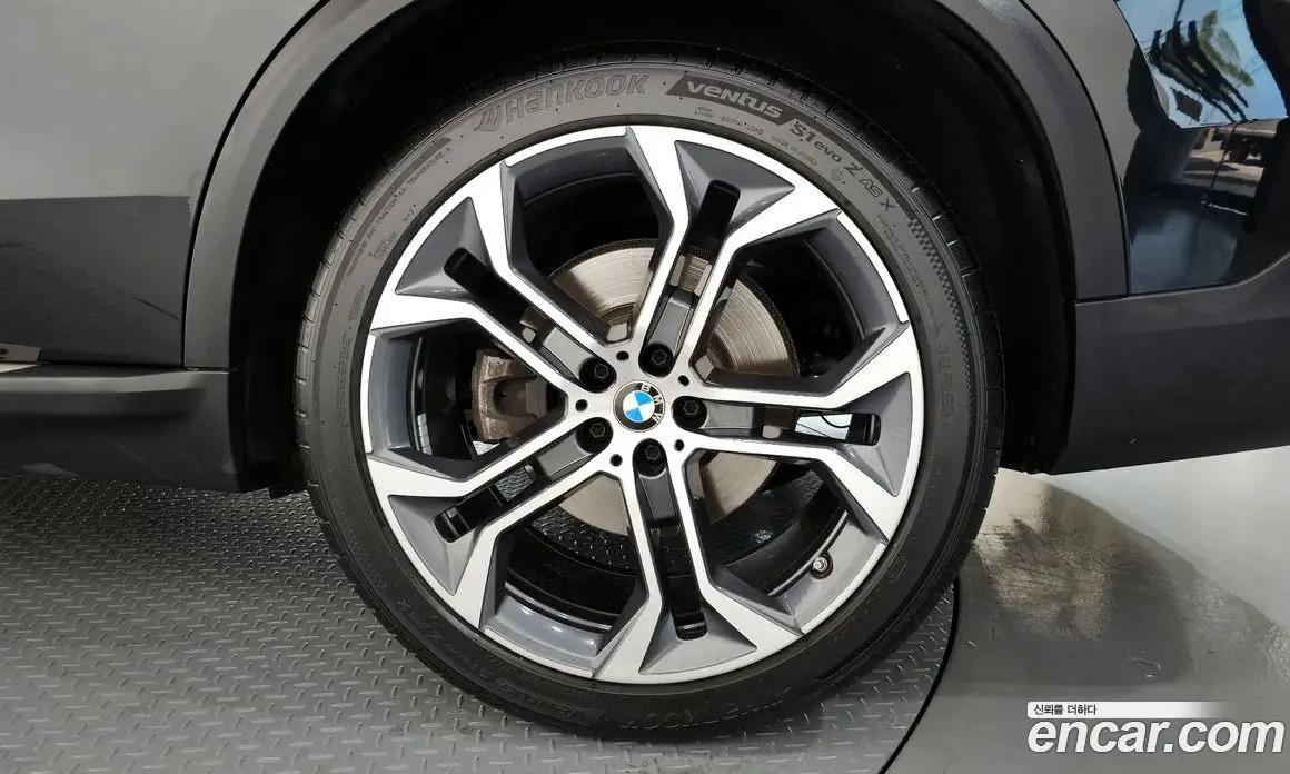 BMW X5 2023 3.0 автомат (гидро), фото 7
