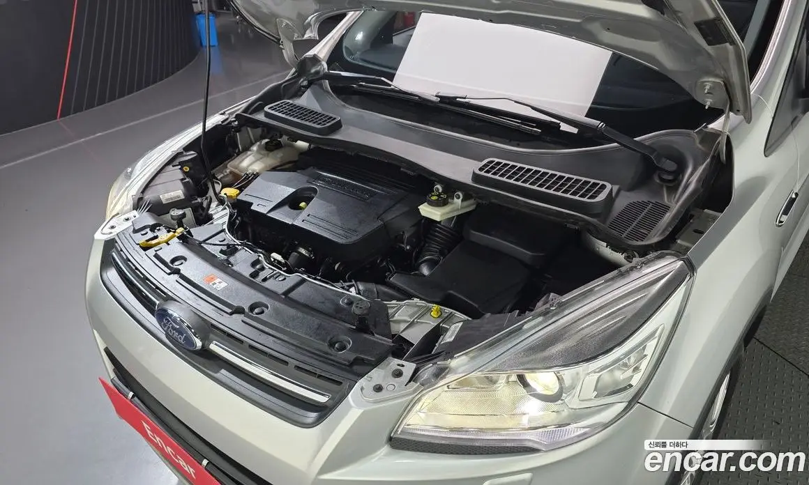 Ford Kuga 2016 2.0 автомат (гидро), фото 6