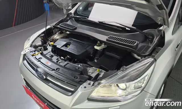 Ford Kuga 2016 2.0 автомат (гидро), миниатюра 6
