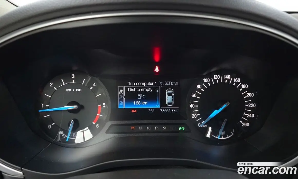 Ford Mondeo 2019 2.0 автомат (гидро), фото 10