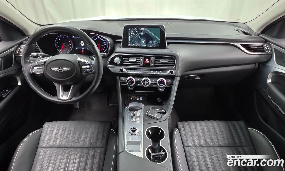 Genesis G70 2018 2.0 автомат (гидро), фото 10 Genesis G70 2018 2.0 автомат (гидро), фото 10