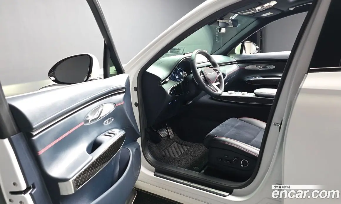 Genesis GV70 2021 2.5 автомат (гидро), фото 13 Genesis GV70 2021 2.5 автомат (гидро), фото 13