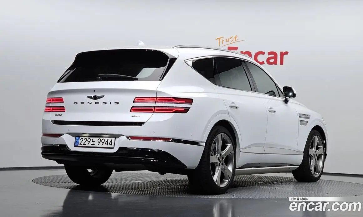 Genesis GV80 2023 3.0 автомат (гидро), фото 2 Genesis GV80 2023 3.0 автомат (гидро), фото 2