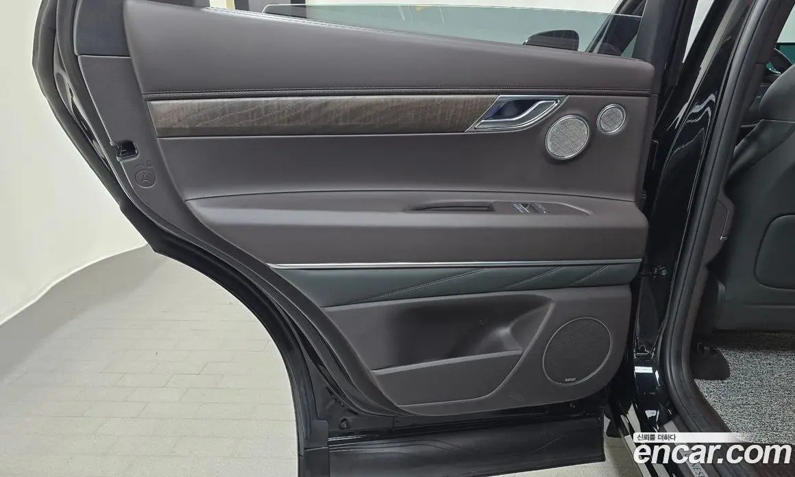 Genesis GV80 2023 3.5 автомат (гидро), фото 14