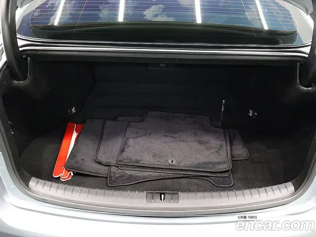 Hyundai Genesis 2015 3.3 автомат (гидро), миниатюра 5 Hyundai Genesis 2015 3.3 автомат (гидро), миниатюра 5
