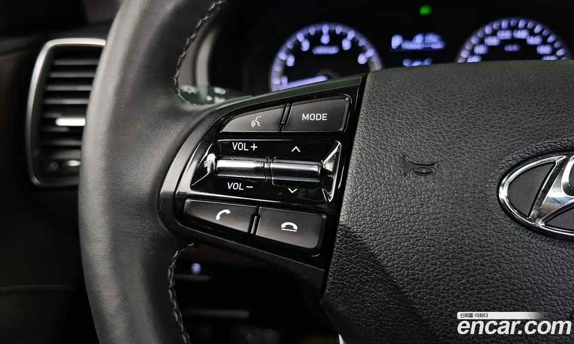 Hyundai Grandeur 2017 2.4 автомат (гидро), фото 16
