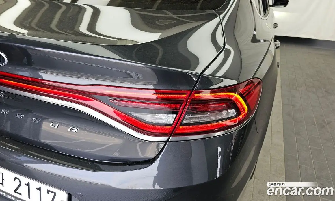 Hyundai Grandeur 2017 2.4 автомат (гидро), фото 9