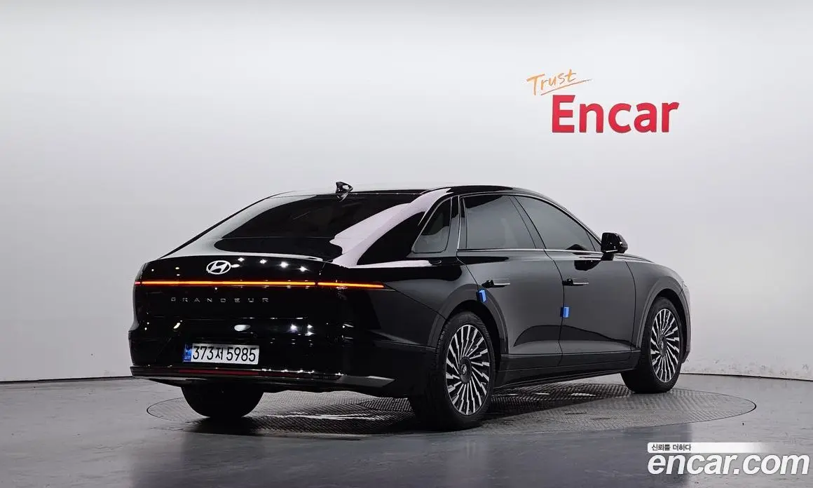 Hyundai Grandeur 2023 2.5 автомат (гидро), фото 2 Hyundai Grandeur 2023 2.5 автомат (гидро), фото 2