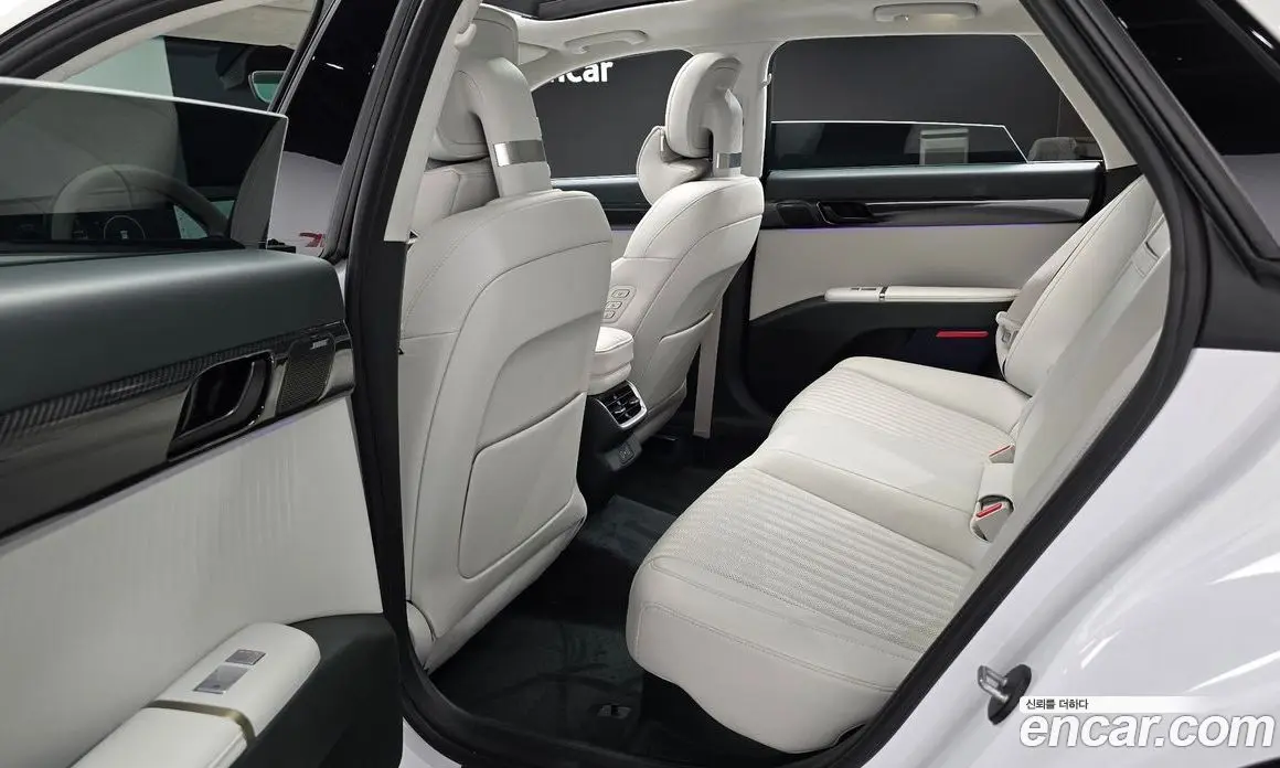 Hyundai Grandeur 2024 1.6 автомат (гидро), фото 11
