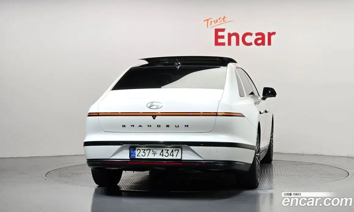 Hyundai Grandeur 2024 1.6 автомат (гидро), фото 4