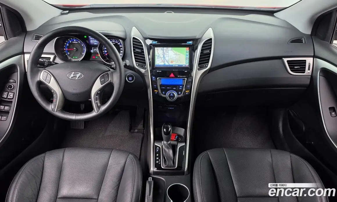 Hyundai i30 2013 1.6 автомат (гидро), фото 9 Hyundai i30 2013 1.6 автомат (гидро), фото 9