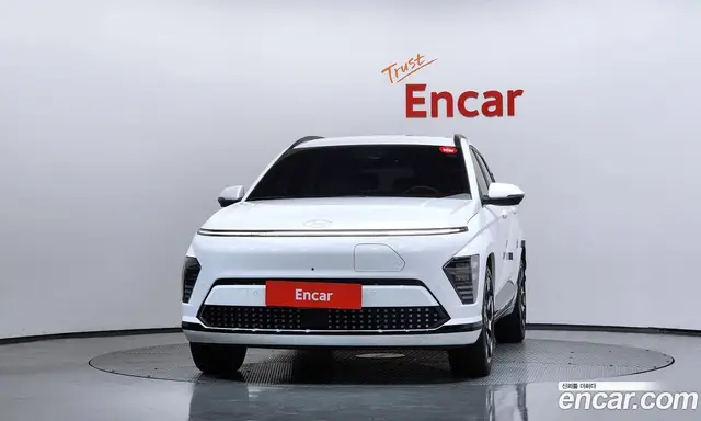 Hyundai Kona 2023 0.2 автомат (гидро), миниатюра 3