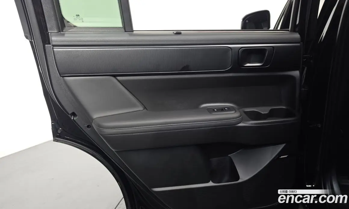 Hyundai Santa Fe 2025 2.5 автомат (гидро), фото 15
