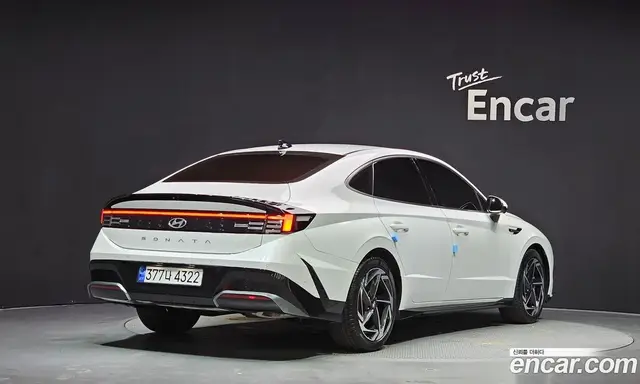 Hyundai Sonata 2023 1.6 автомат (гидро), миниатюра 2