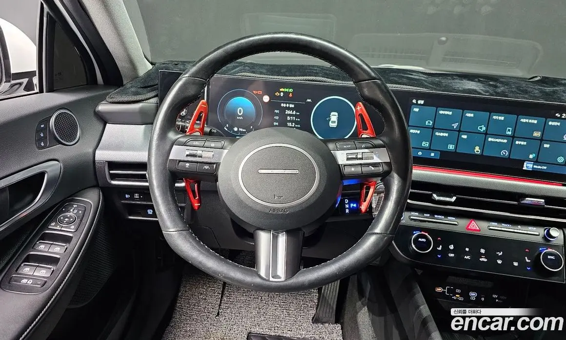 Hyundai Sonata 2023 1.6 автомат (гидро), фото 19