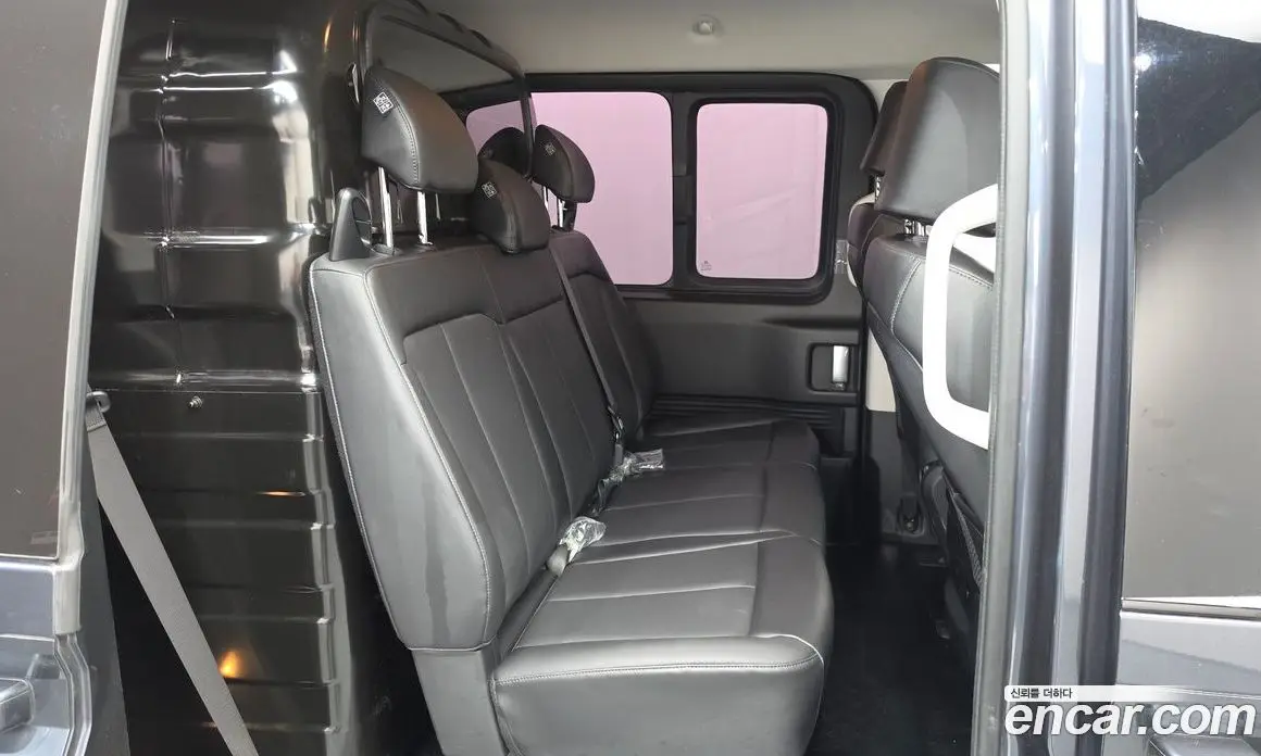 Hyundai Staria 2022 3.5 автомат (гидро), фото 17 Hyundai Staria 2022 3.5 автомат (гидро), фото 17