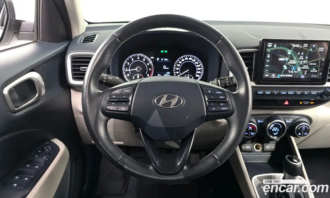 Hyundai Venue 2021 1.6 автомат (гидро), фото 18
