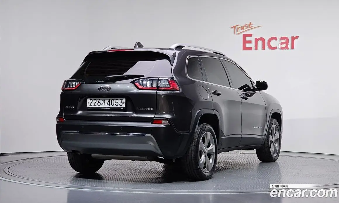 Jeep Cherokee 2020 2.4 автомат (гидро), фото 2