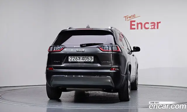 Jeep Cherokee 2020 2.4 автомат (гидро), миниатюра 4