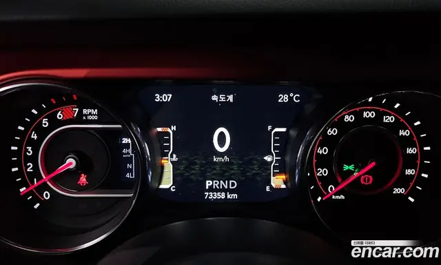 Jeep Wrangler 2019 2.0 автомат (гидро), миниатюра 10