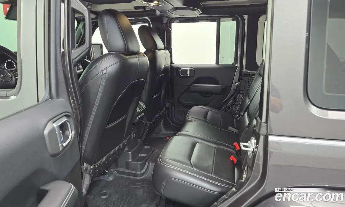 Jeep Wrangler 2019 2.0 автомат (гидро), фото 17