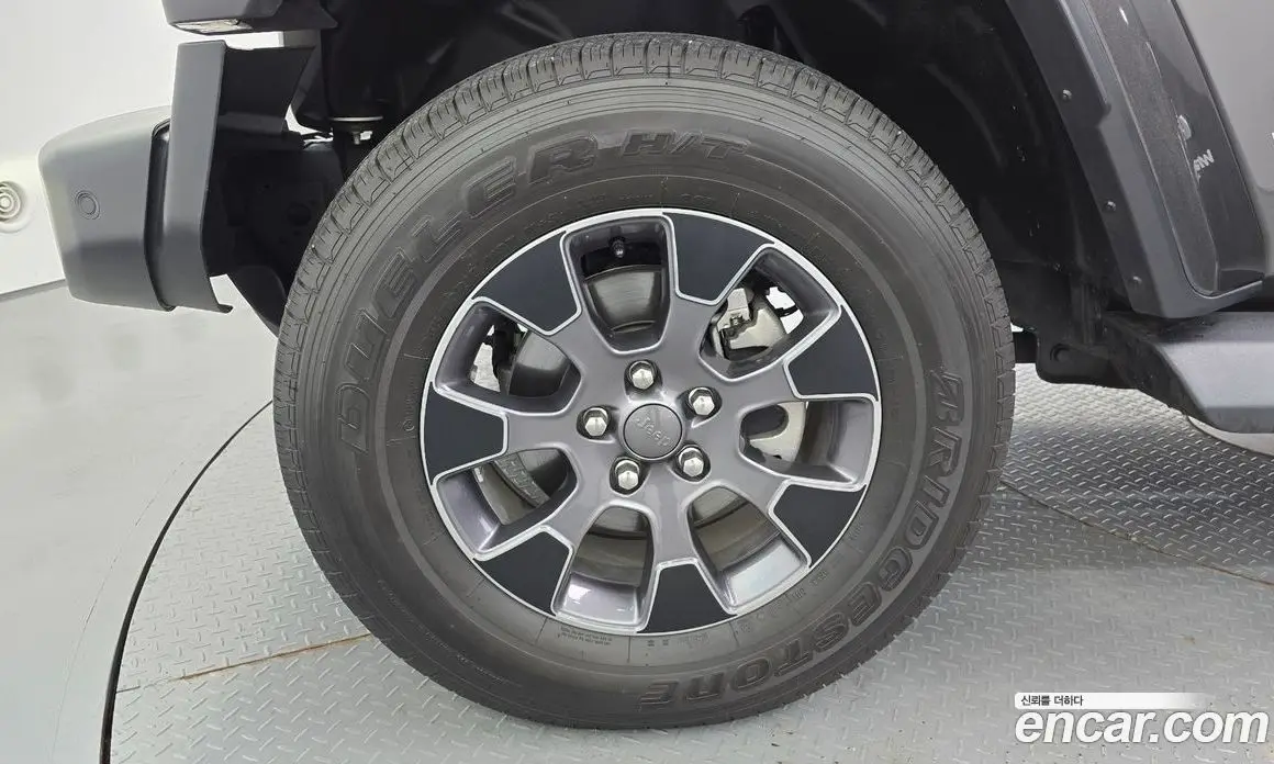 Jeep Wrangler 2019 2.0 автомат (гидро), фото 5