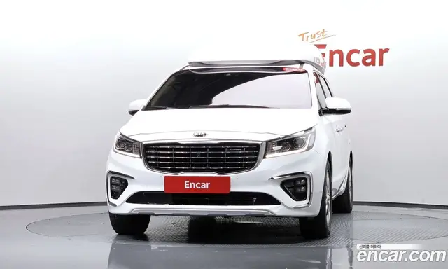 Kia Carnival 2019 2.2 автомат (гидро), миниатюра 2