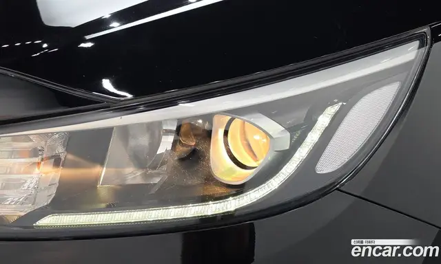 Kia Carnival 2020 2.2 автомат (гидро), миниатюра 8