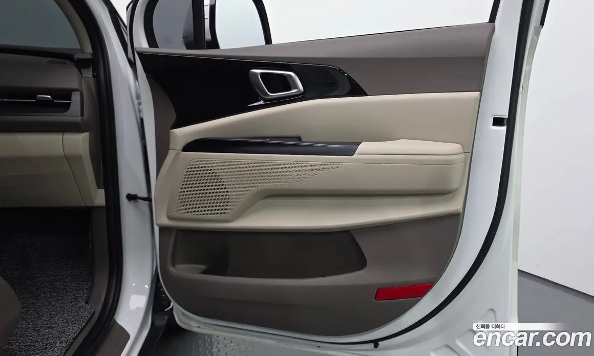 Kia Carnival 2022 3.5 автомат (гидро), фото 14 Kia Carnival 2022 3.5 автомат (гидро), фото 14
