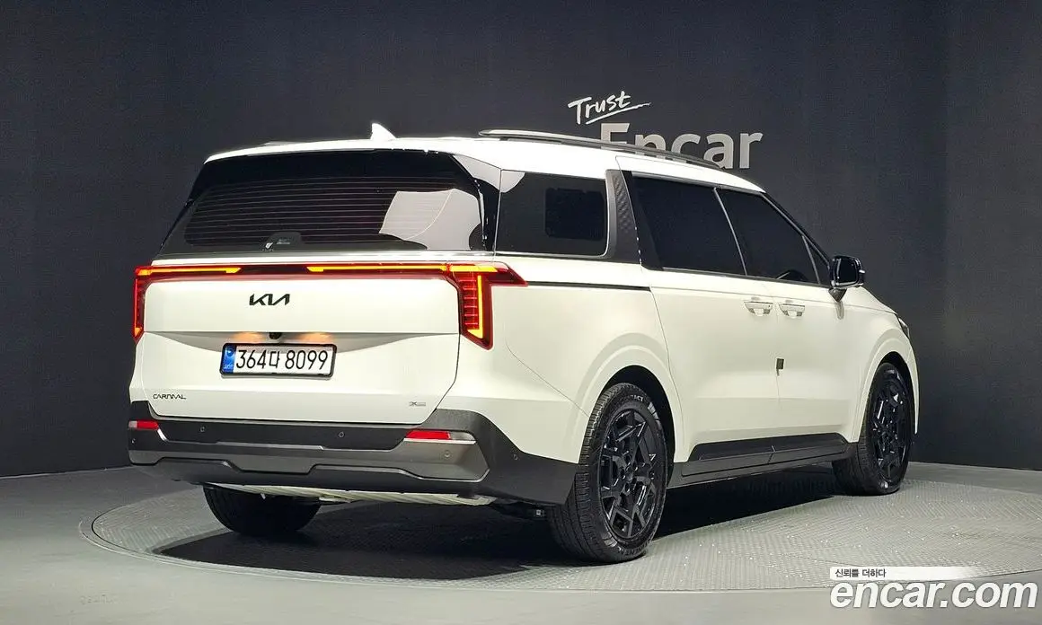 Kia Carnival 2025 3.5 автомат (гидро), фото 2 Kia Carnival 2025 3.5 автомат (гидро), фото 2