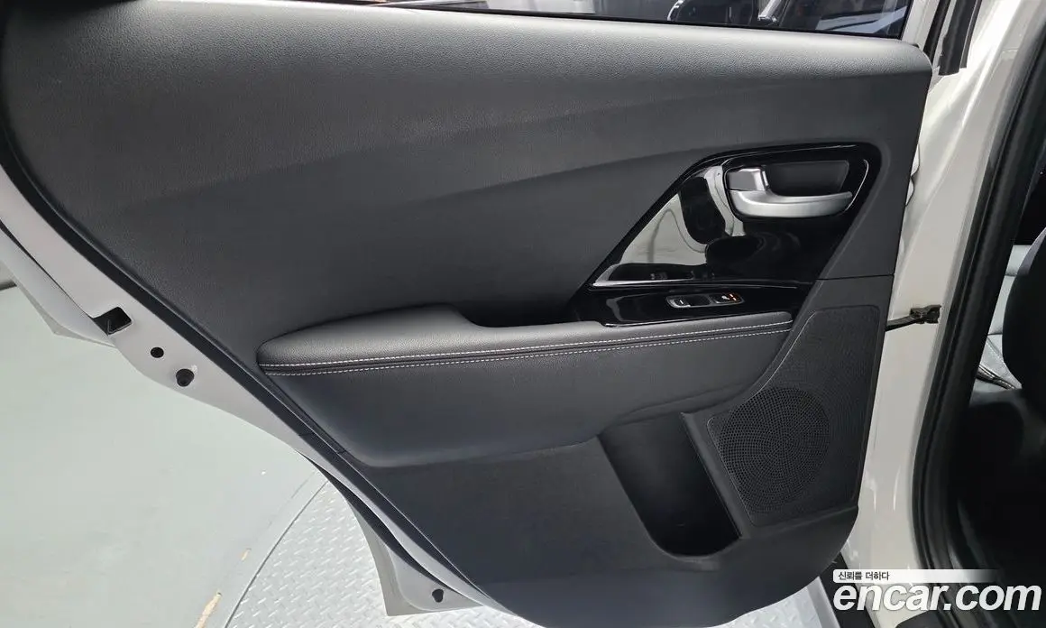 Kia Niro 2021 0.2 автомат (гидро), фото 15 Kia Niro 2021 0.2 автомат (гидро), фото 15