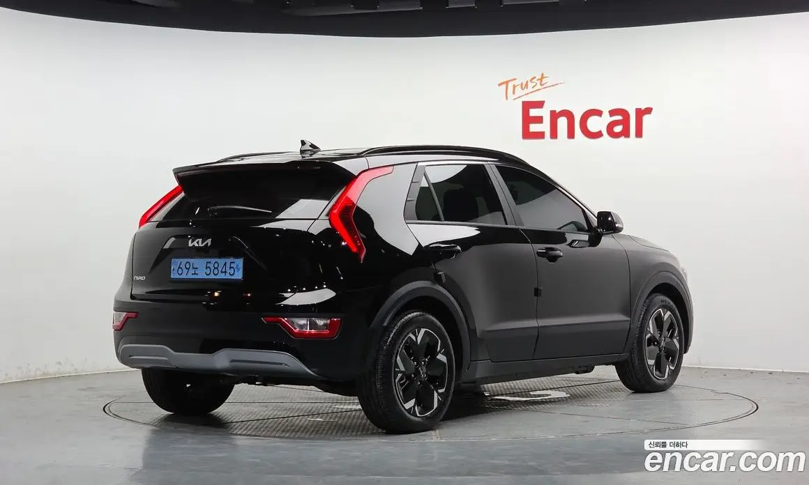Kia Niro 2023 0.2 автомат (гидро), фото 1 Kia Niro 2023 0.2 автомат (гидро), фото 1