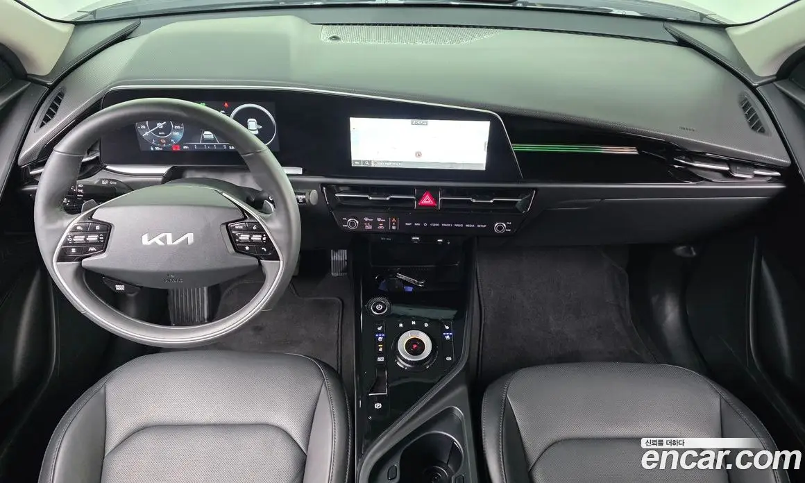 Kia Niro 2023 0.2 автомат (гидро), фото 9 Kia Niro 2023 0.2 автомат (гидро), фото 9