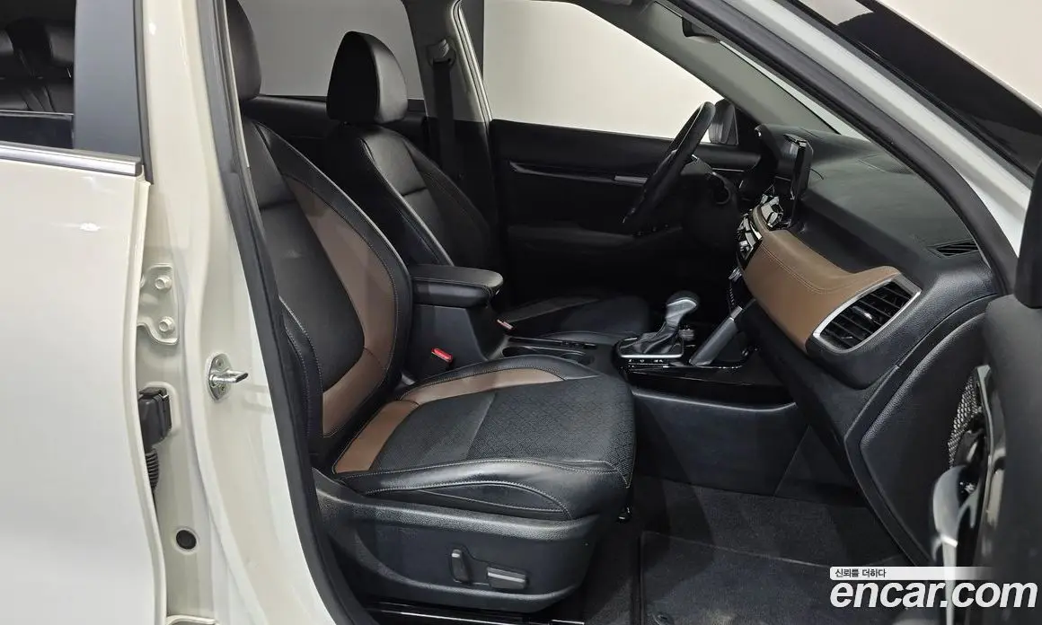 Kia Seltos 2022 1.6 автомат (гидро), фото 16 Kia Seltos 2022 1.6 автомат (гидро), фото 16
